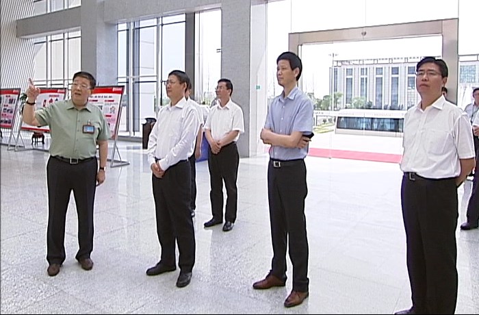 江苏省委常委、组织部部长郭文奇莅临pa视讯药业调研指导