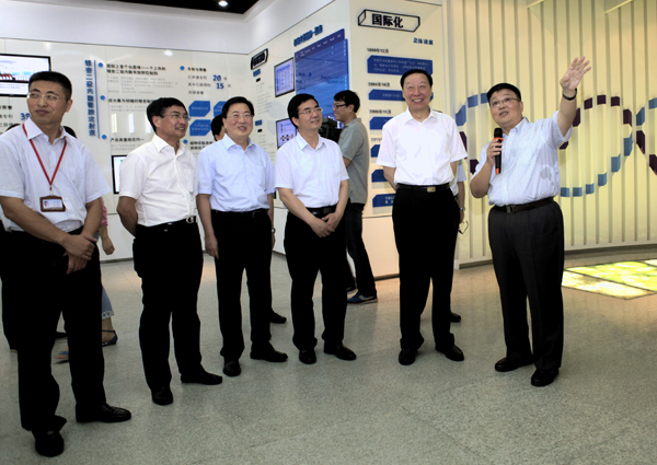 省委书记罗志军莅临pa视讯药业调研强调：做强科技创新引擎 让现代中药走向世界